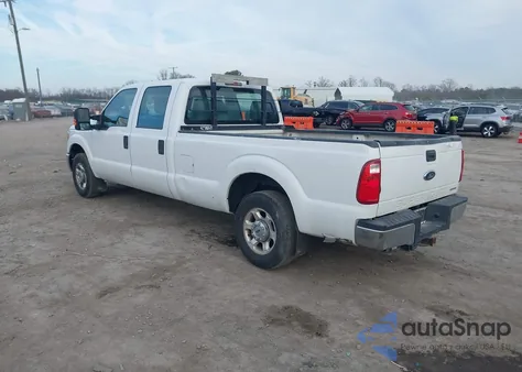 2016 Ford F-250 Xl z USA, uszkodzony, nr VIN 1FT7W2A61GEC29070